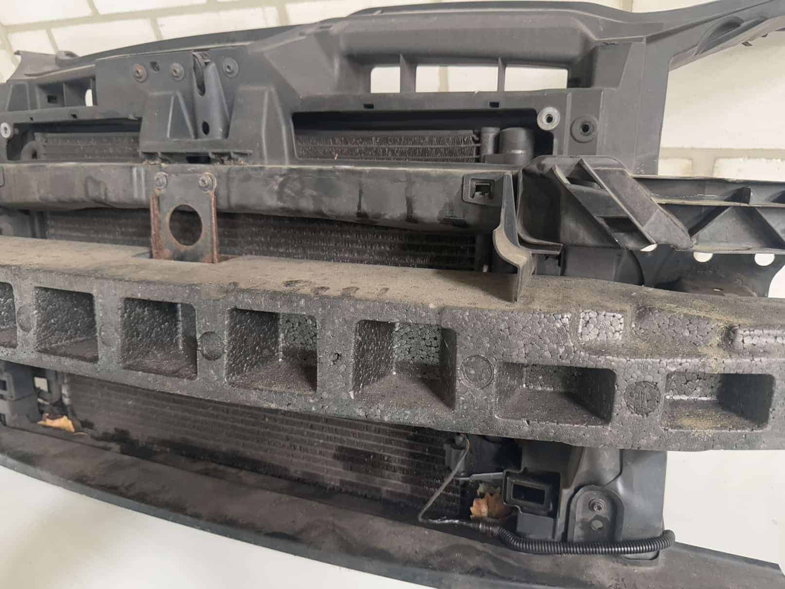 Schlossträger Frontmaske Stoßstangenträger vorne komplett VW Golf5 1K1 1.4L