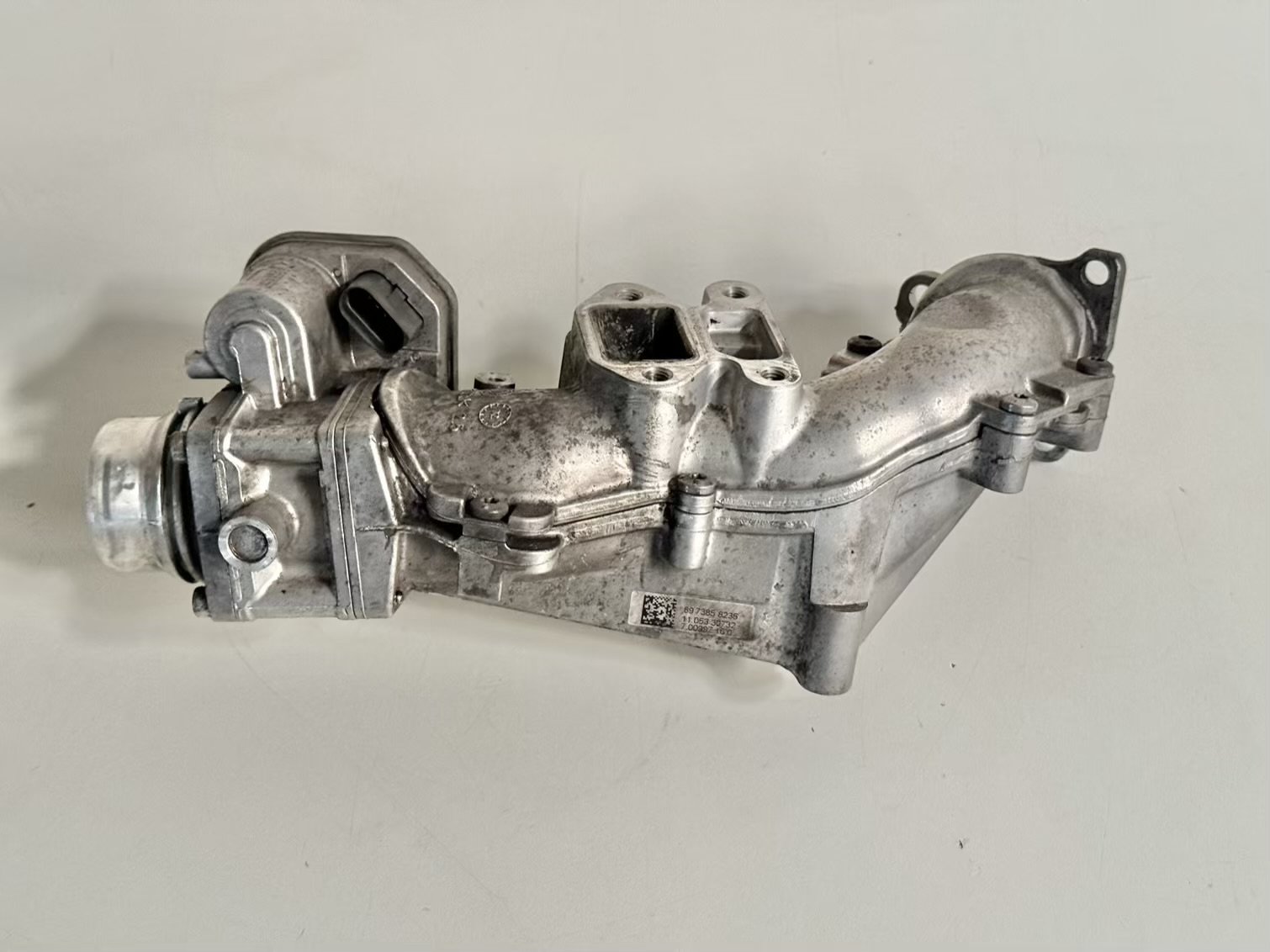 Ansaugrohr mit Drosselklappe 1.7 CDTI OPEL ASTRA-J 2011 898105210, 8973858235