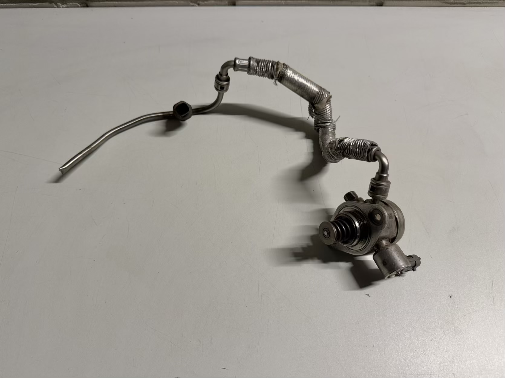 Hochdruckpumpe Einspritzpumpe Pumpe Ford C-Max 2014 1.0 EcoBoost CM5G9D376GA