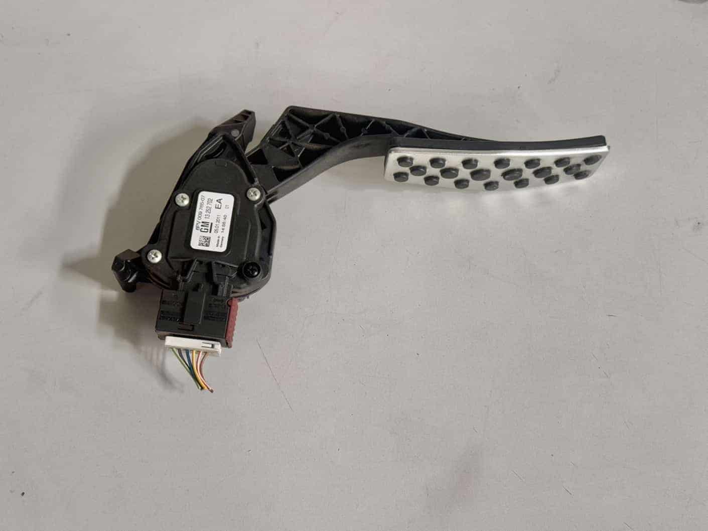 Gaspedal OPEL ASTRA-J 2011