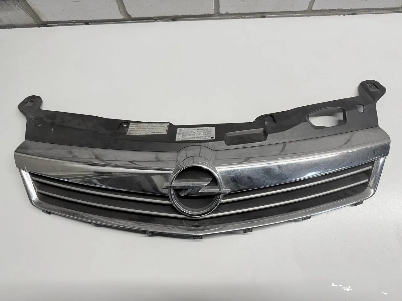 Kühlergrill chrom ASTRA-H 1.6 DOHC 2007 13225775, 13225780