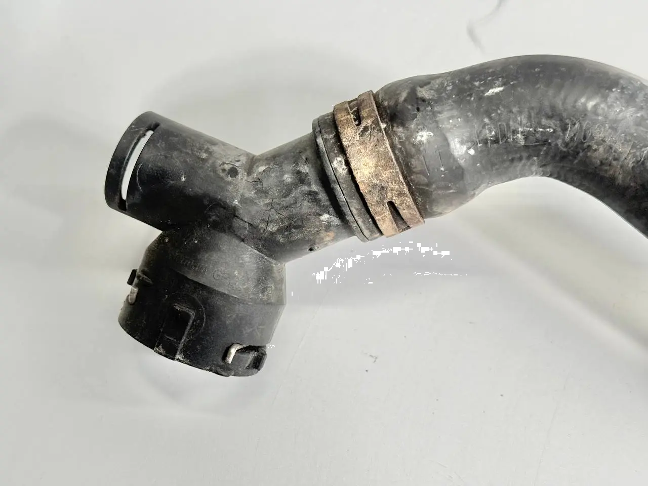Kuehlmittelflansch Schlauch 1K0122291 VW Passat Golf5 3C 2.0l FSI 1K0122051