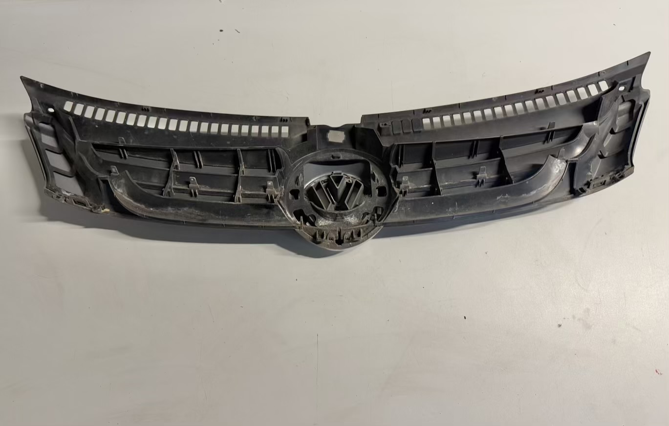Kühlergrill VW Golf Plus 2005 5M1 1,6 FSI 5M0853653 FC: LA7T