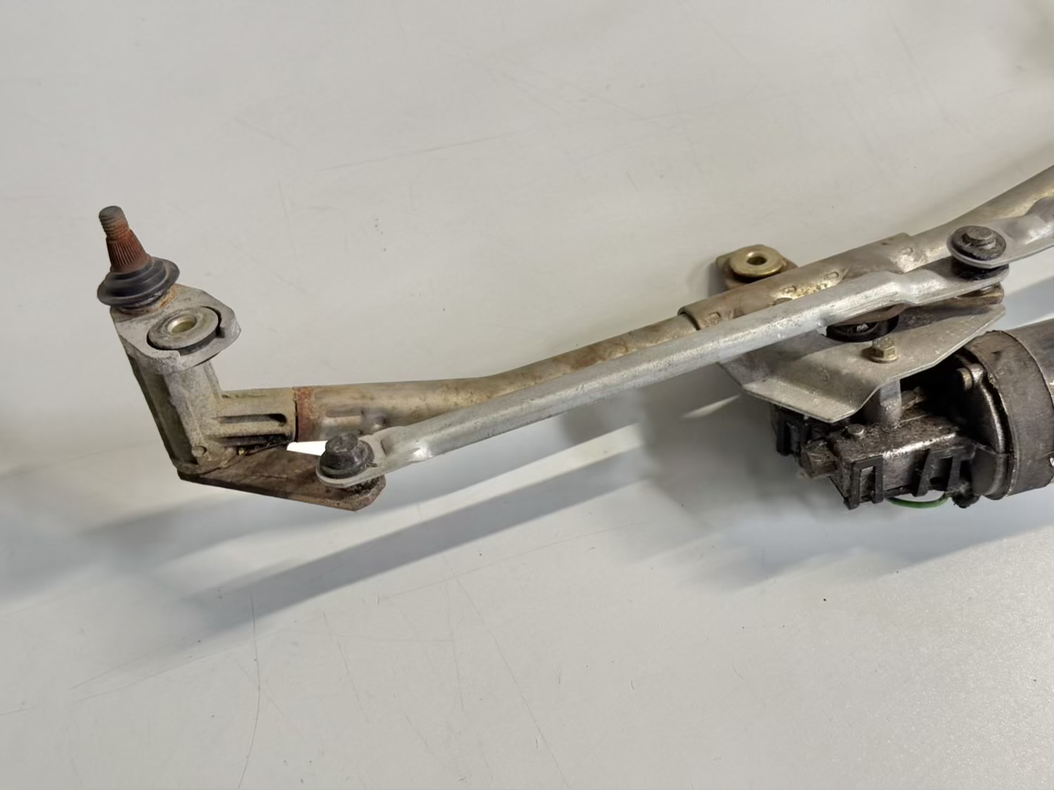Frontscheibenwischer Wischermotor Gestänge Golf 4 1,4 1J1 1998 1J1955113A