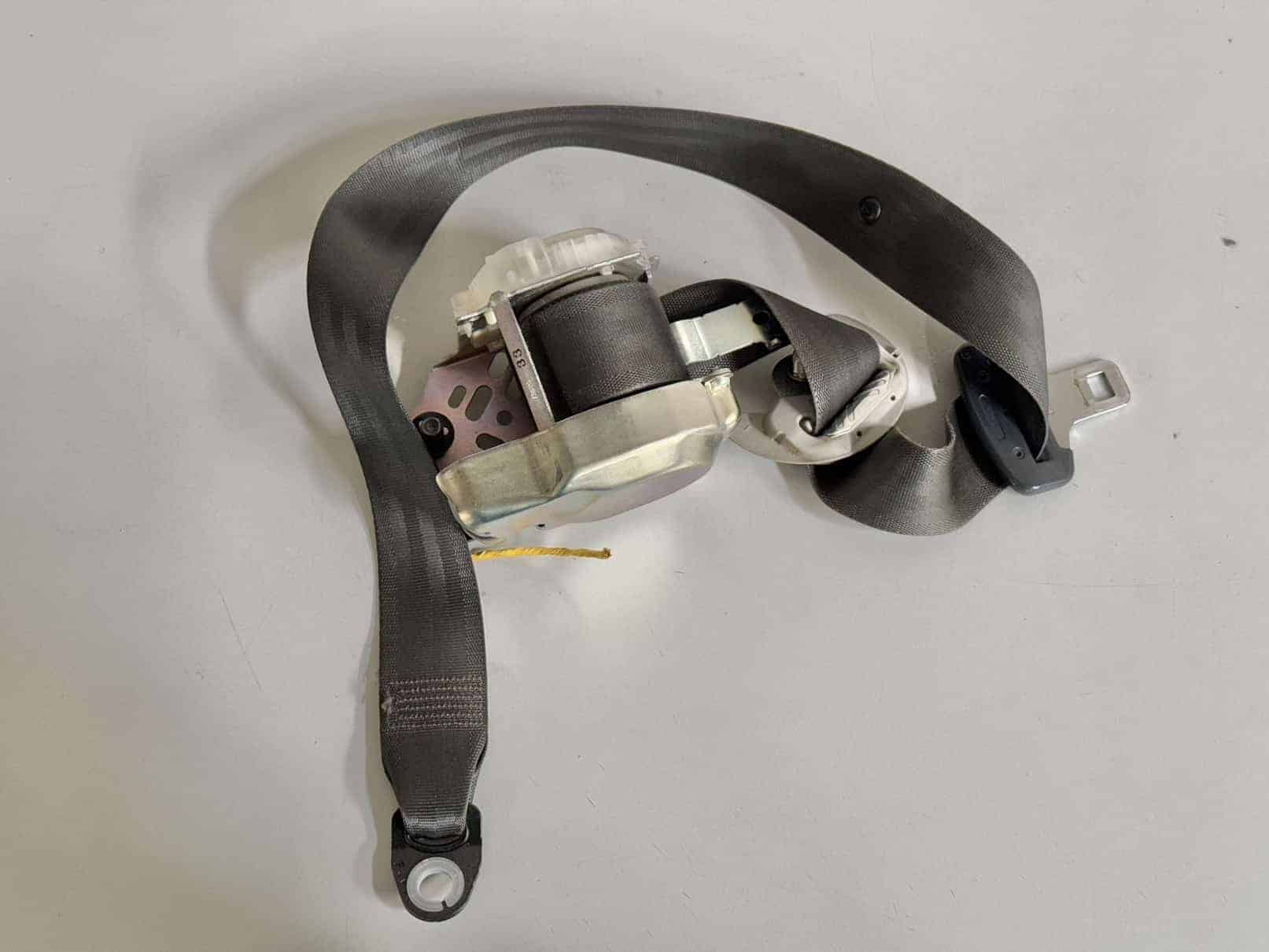 888102R900 Sicherheitsgurt links vorne Hyundai i30 2010