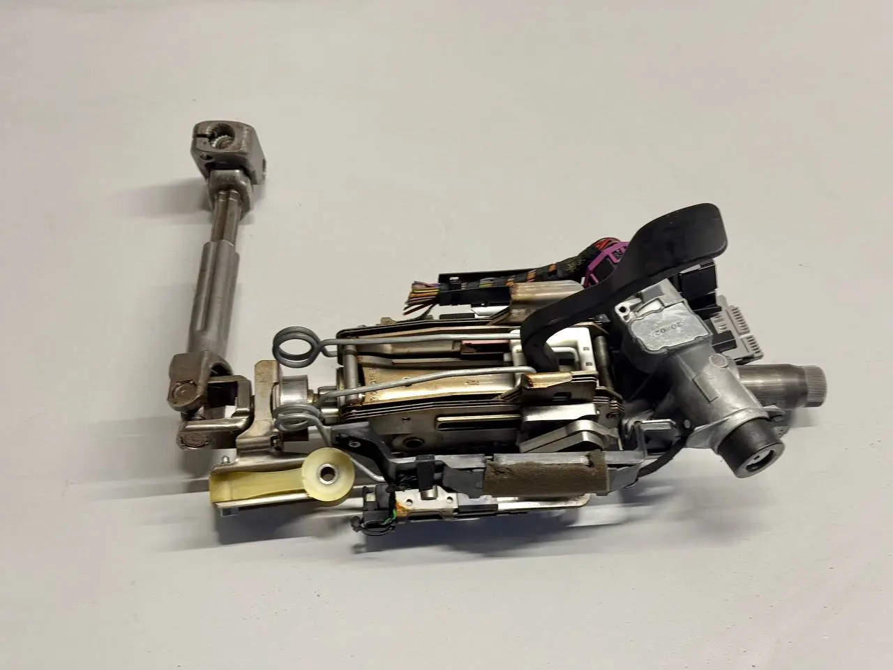 Lenksäule Zündschloss Kreuzgelenk verstellbar VW Polo 9N1 1,2L 2002 6Q1419501