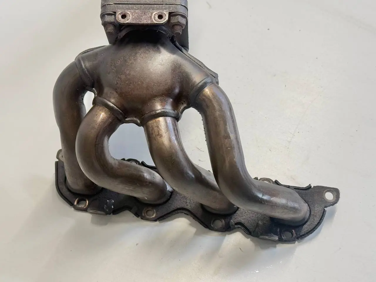 Katalysator Kat Downpipe für Golf5 1K1 1.4L VW Golf5 1K1 1.4L 1K0131690