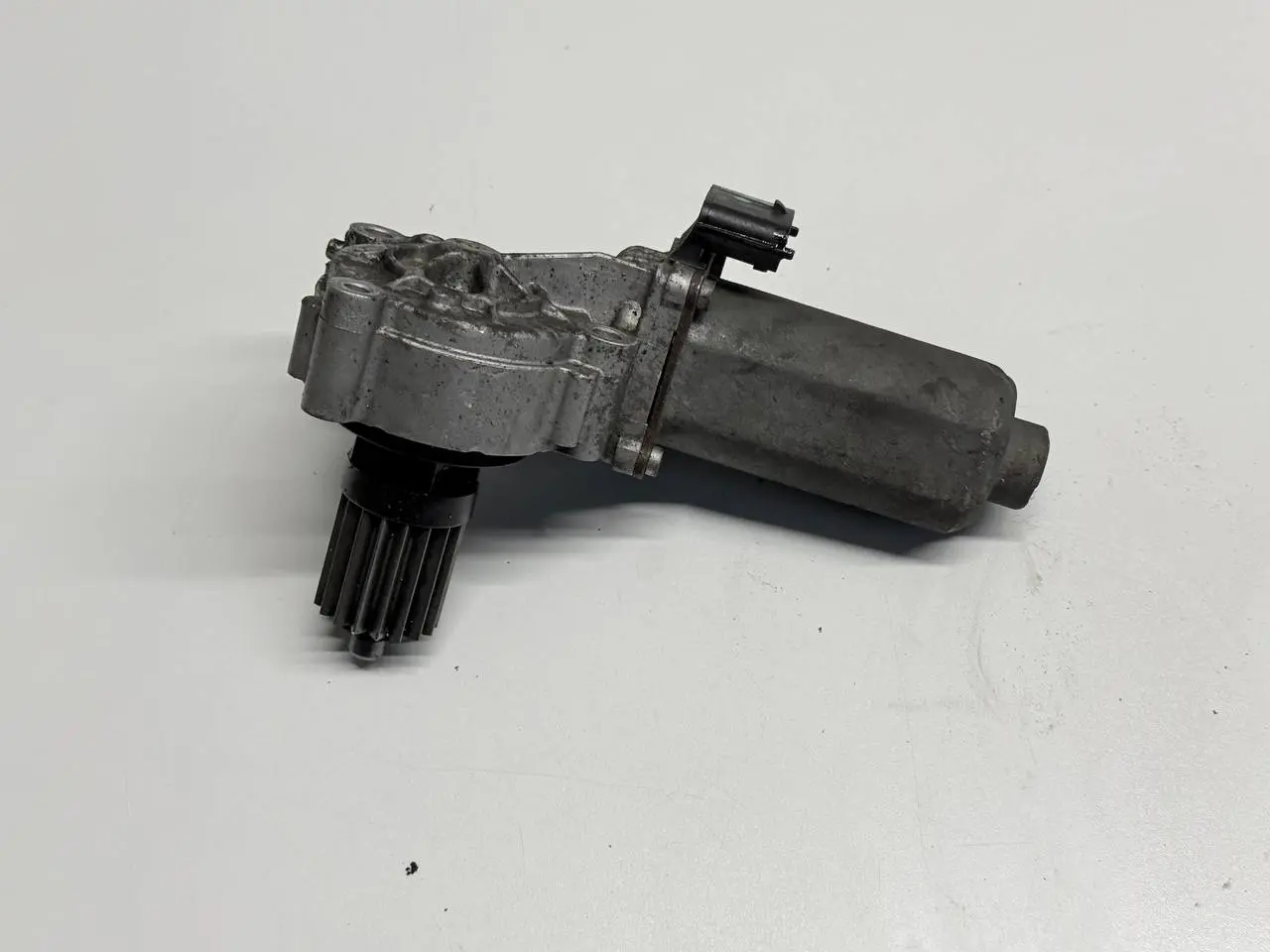 Stellmotor Getriebe Easytronic Schalteinheit ASTRA-H 1.6 DOHC 2007 0130008501