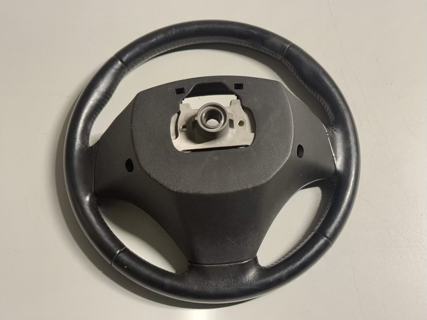 Lenkrad Hyundai i30 2010 561102R0004X, 6112186