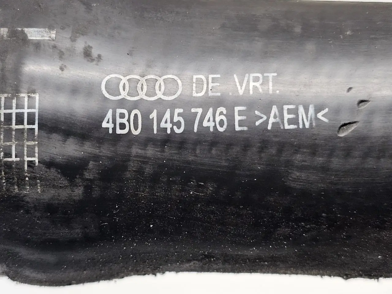 Ladeluftschlauch Druckschlauch Audi A6 Avant 4B5 TDI 2.5L 2002 4B0145746E