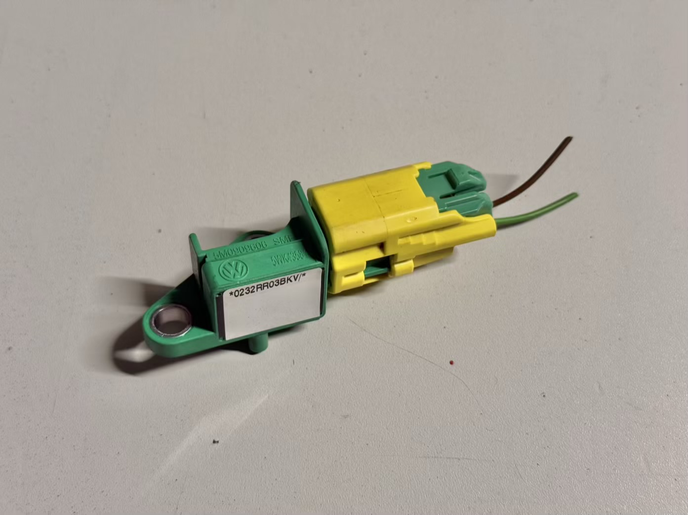Crashsensor Airbag VW Golf Plus 2009 5M0909606, 5WK43581