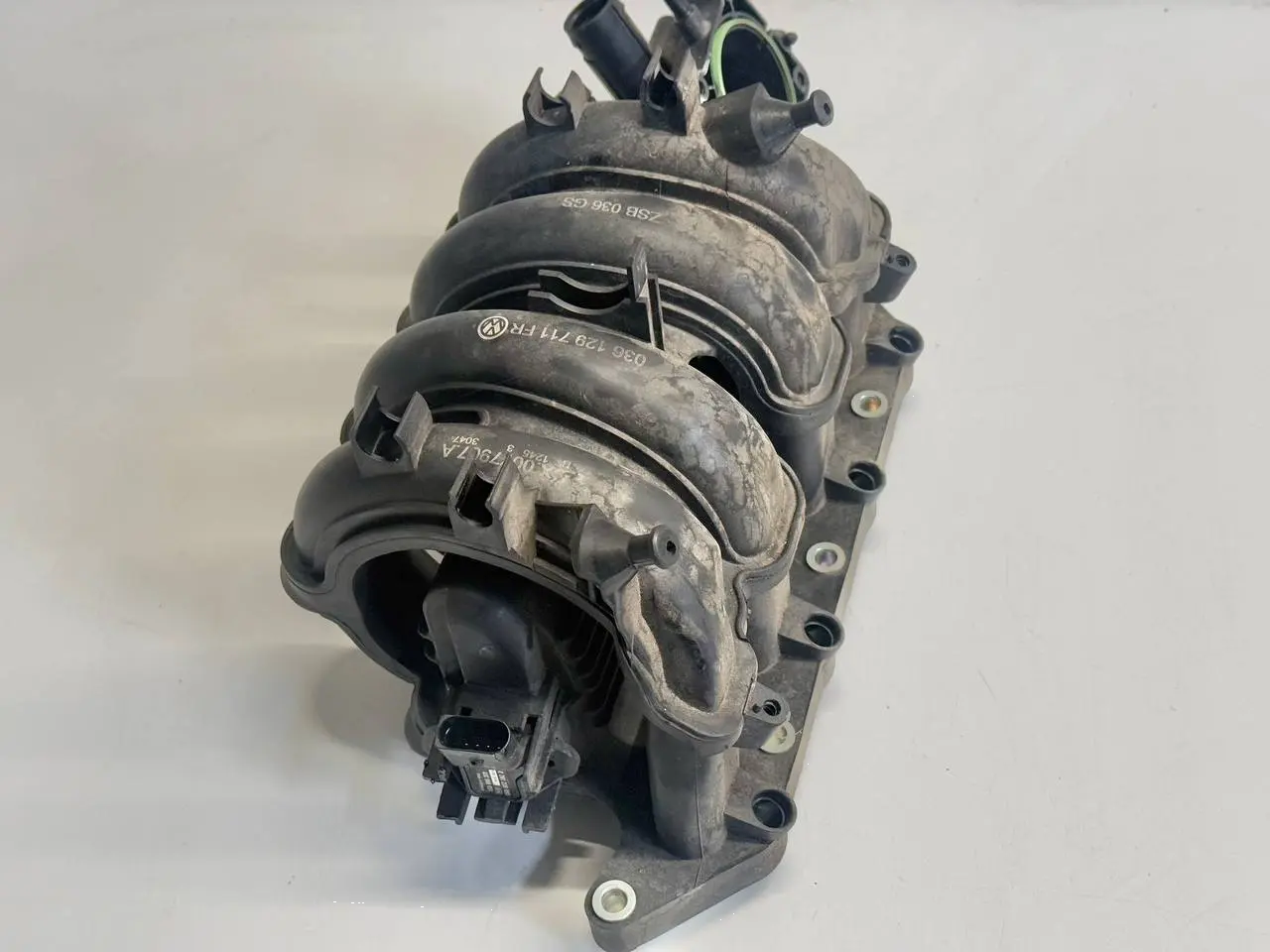 Ansaugkrümmer Ansaugbrücke für Golf5 1K1 1.4L VW Golf5 1K1 1.4L 036129711FR