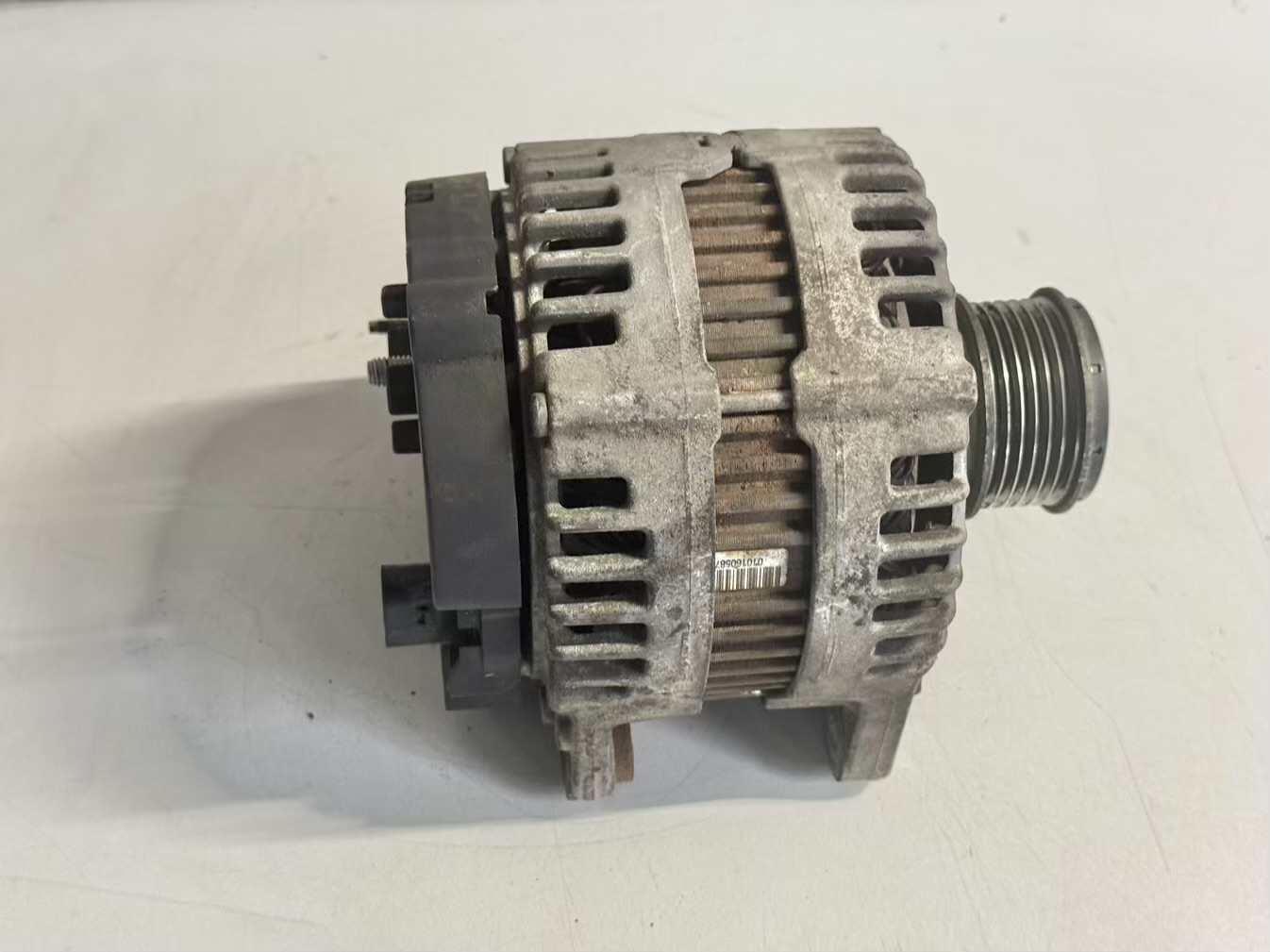 Lichtmaschine Generator 2.0 TDI Passat 3C 2008 03G903023, 0121715003