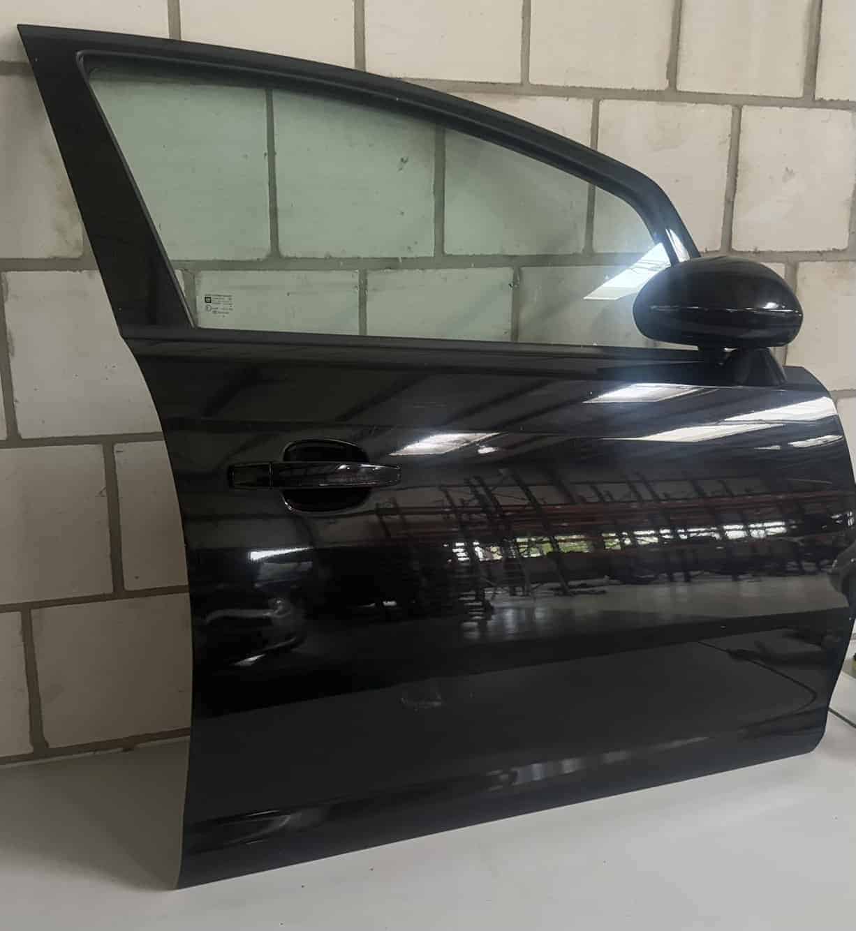Beifahrer Tür rechts vorne komplett Opel Corsa D 2009
