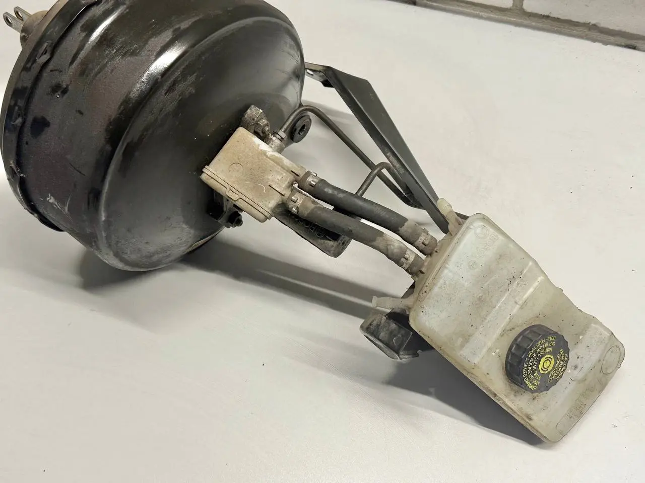 Bremse Servo Hauptschalter Zylinder Mercedes Benz Vito W639 111 2009 A0014300108