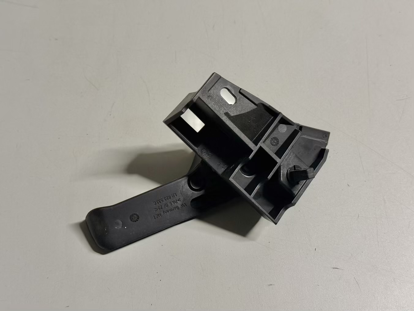 Griff Hebel Motorhauben Zug Motorhaube VW Golf5 1K1 1.4L 1J1823533C, 1K1823633