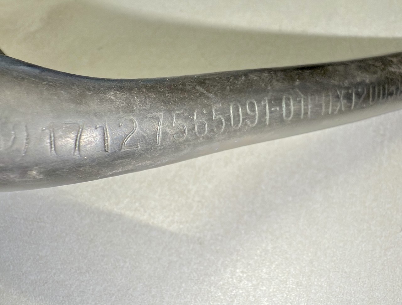 Entlüftungs Kühler Schlauch BMW 116i N43 E81 E87 2011 17127565091, 17127565095