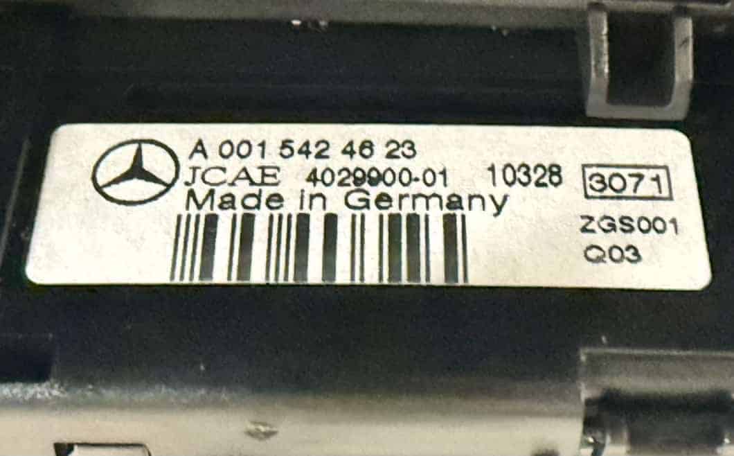 Abdeckung Lautsprecher PDC Anzeige W212 E-Klasse 2010, 0015424623 2126801289