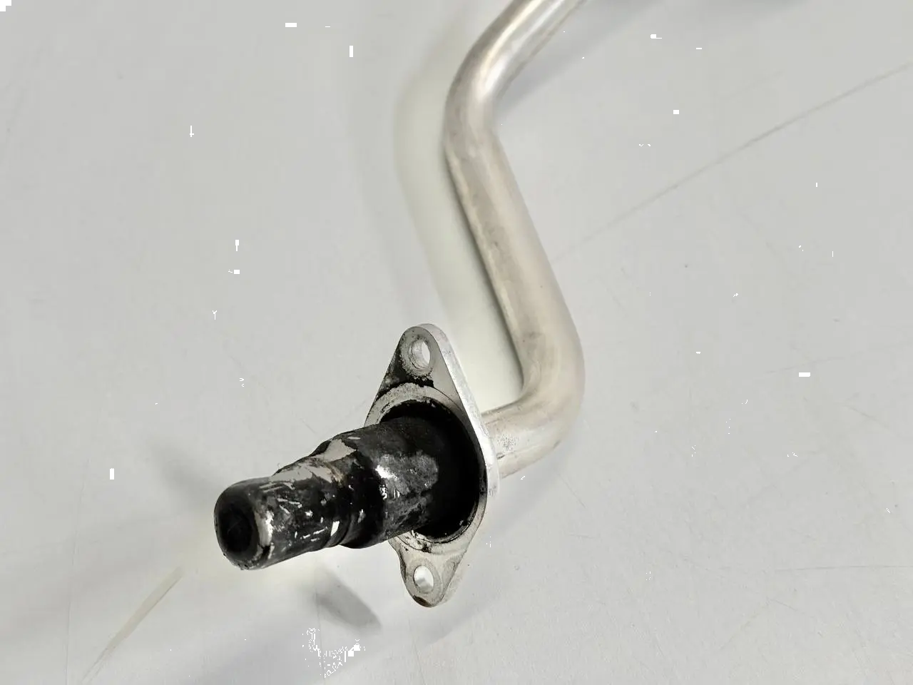 AGR Rohr Verbindungsrohr VW Passat 3C 2.0l FSI 06F131521M