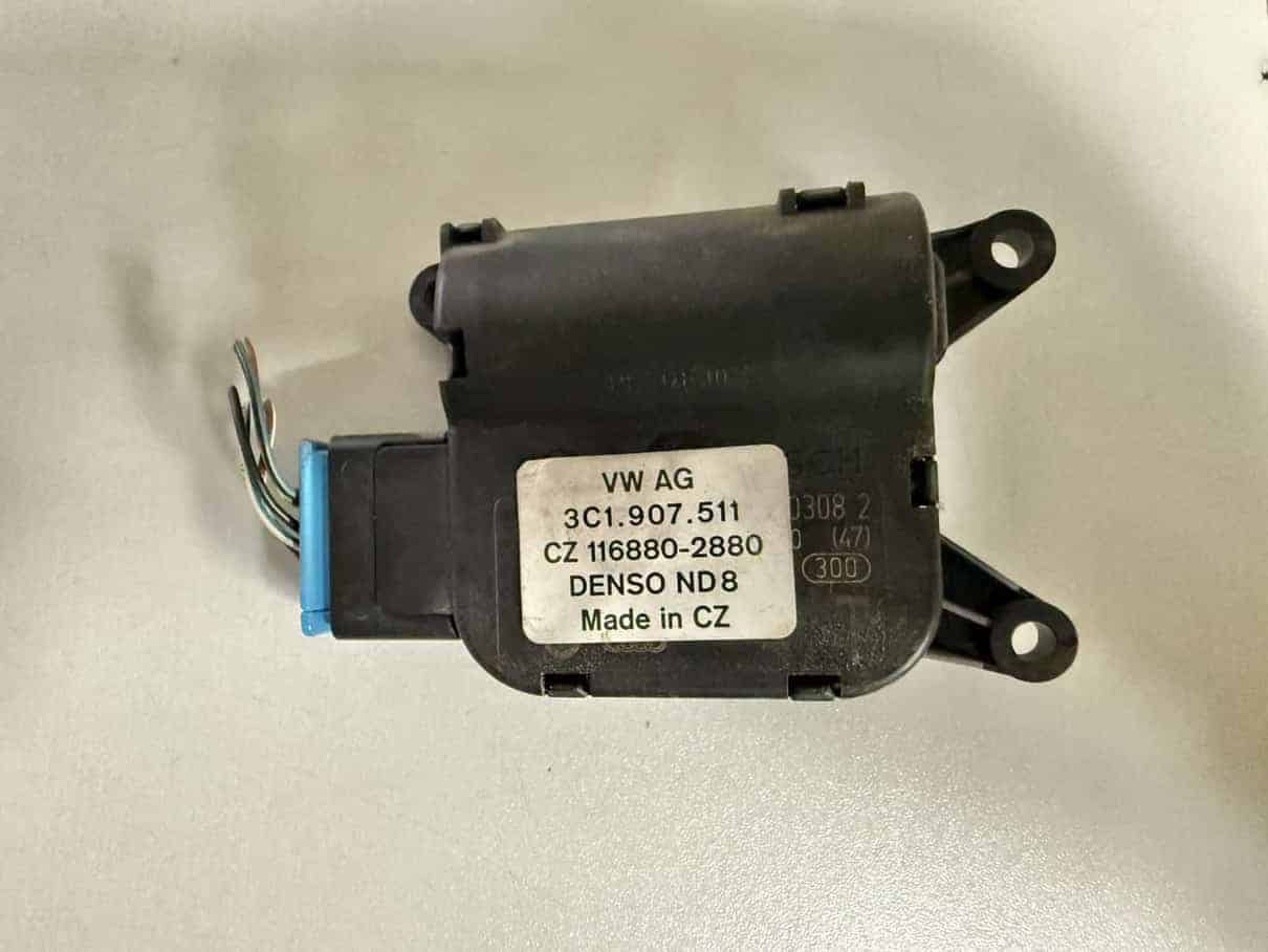Heizung Stellmotor BOSCH VW Passat 3C 3C0907511, 0132801386