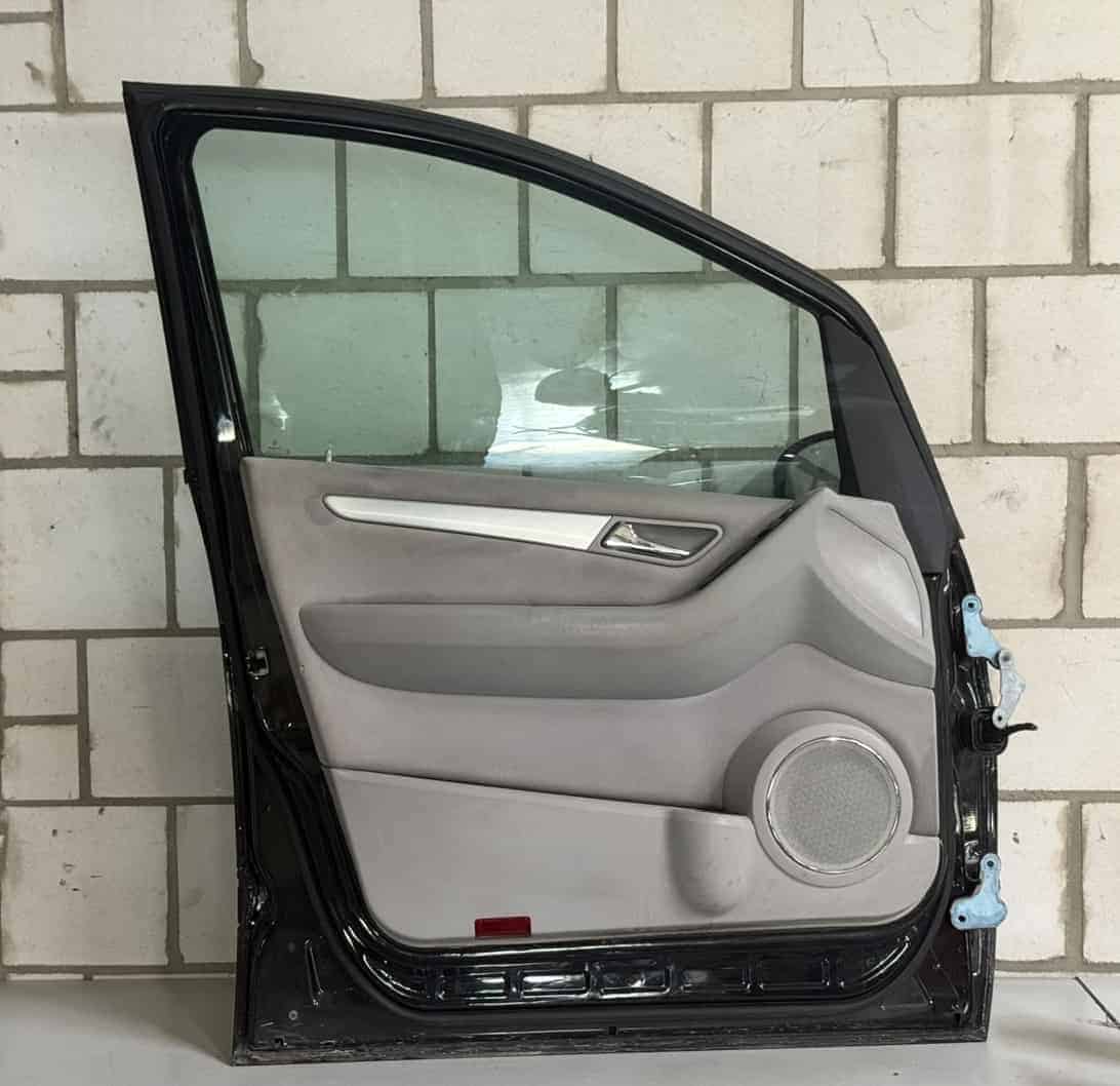Fahrertür vorne Links Komplett mit Glasscheibe Mercedes Benz BKlasse W245 B170 2005