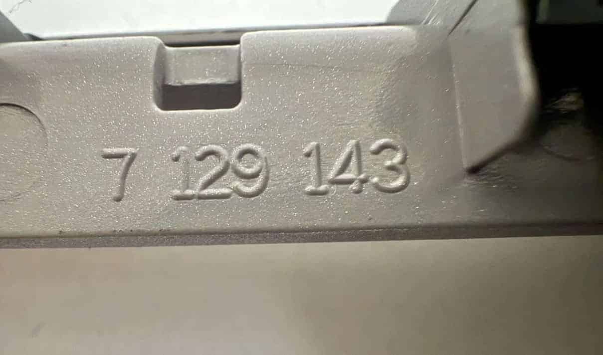 Abdeckung Blende Schaltung BMW 116i E81 E87 2009 7129143