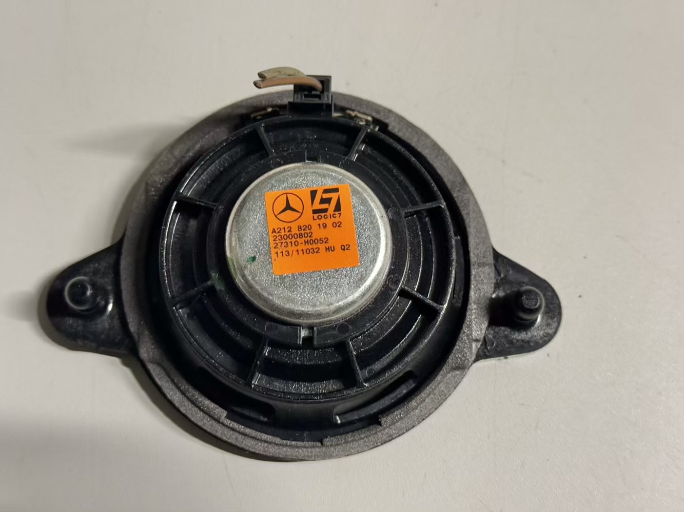 Armaturenbrett Lautsprecher Kardon Logic 7 W212 E-Klasse 2010 2128201902