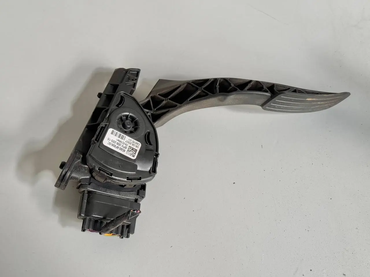 Gaspedal Pedal Einheit Drosselklappe FORD Mondeo CA2 2.0L TDCi 2008 6G929F836SC