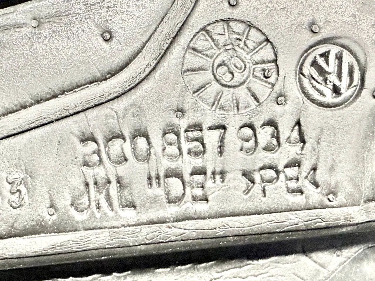 Aussenspiegel rechts elektrisch verst VW Passat 3C Kombi 2008 3C0857934 FC: LA7W