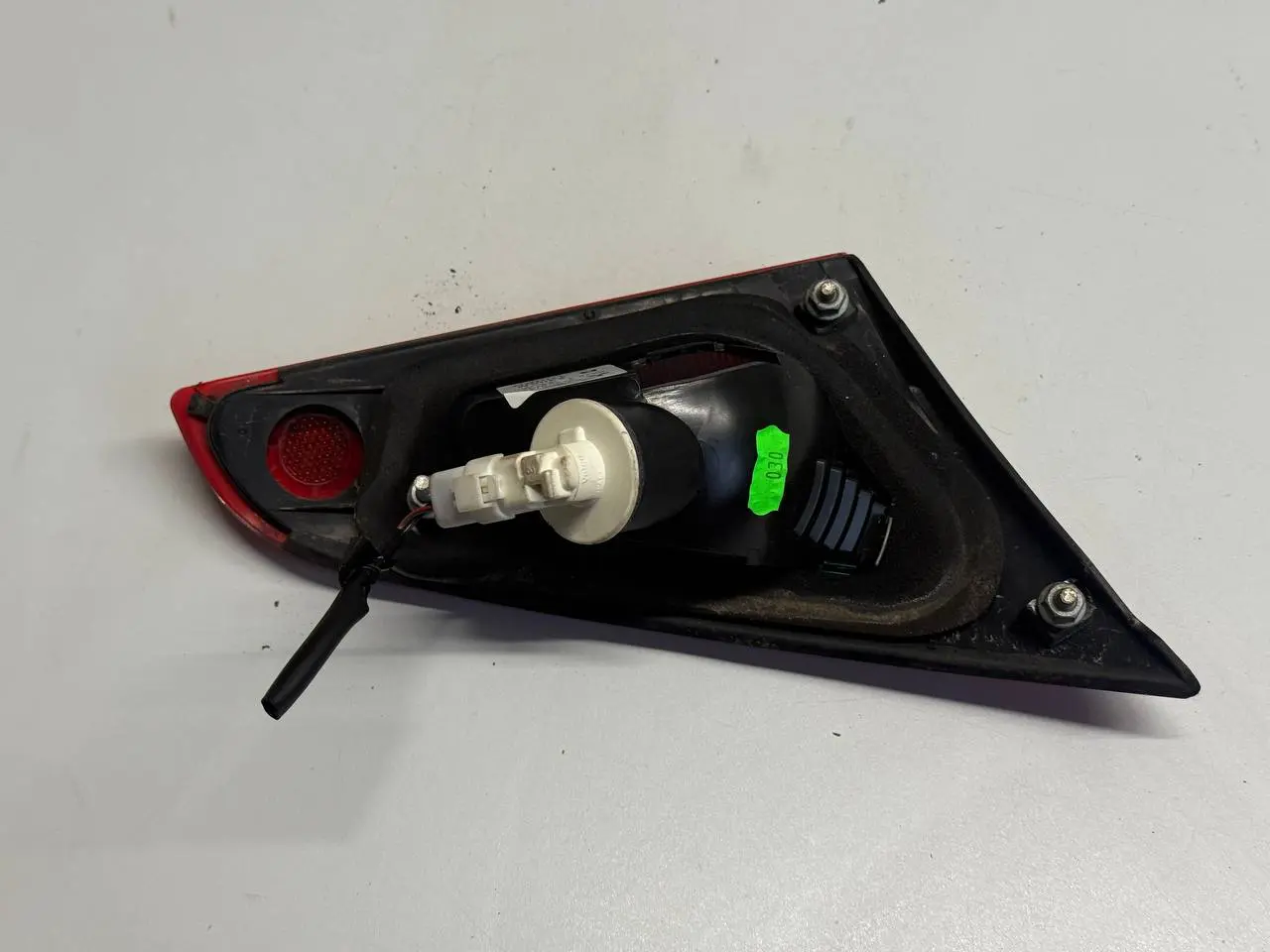 Heckleuchte innen Rechts Mitsubishi Colt 2006 1,3 8336A029, 27840214