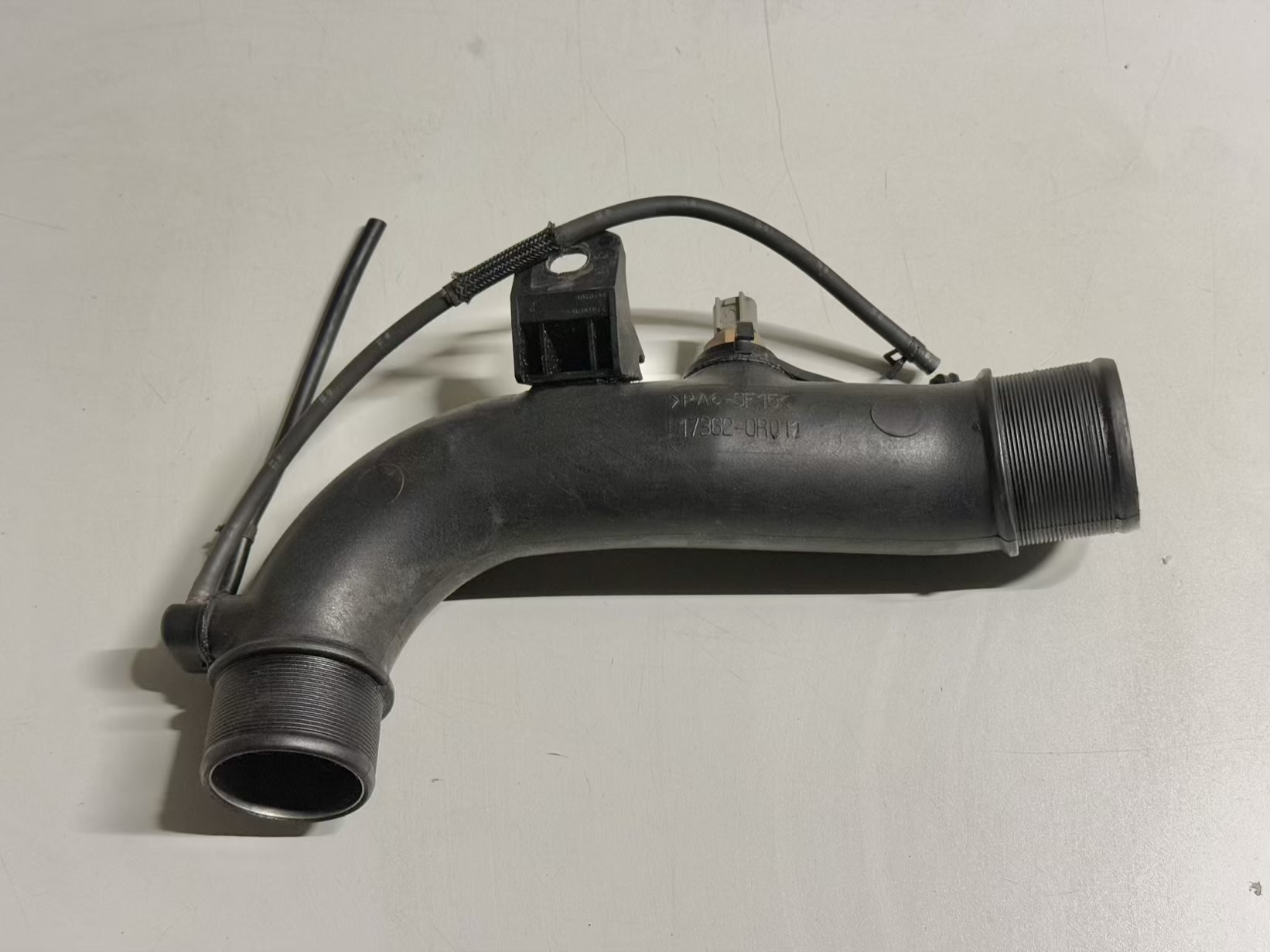 Drosselklappe Schlauch TOYOTA Verso 2008 173620R010
