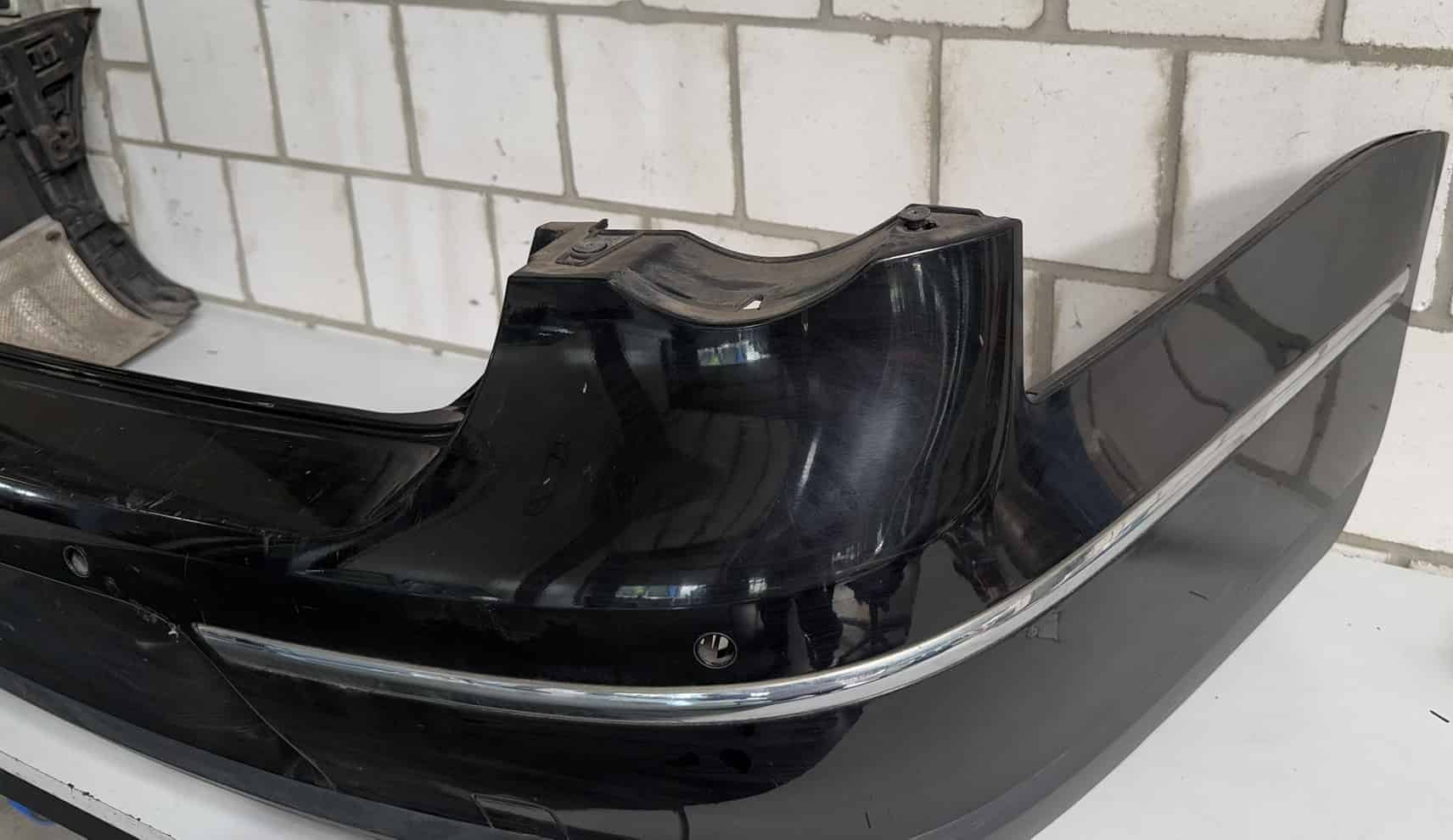 Stoßstange hinten Lim. VW Passat 3C
