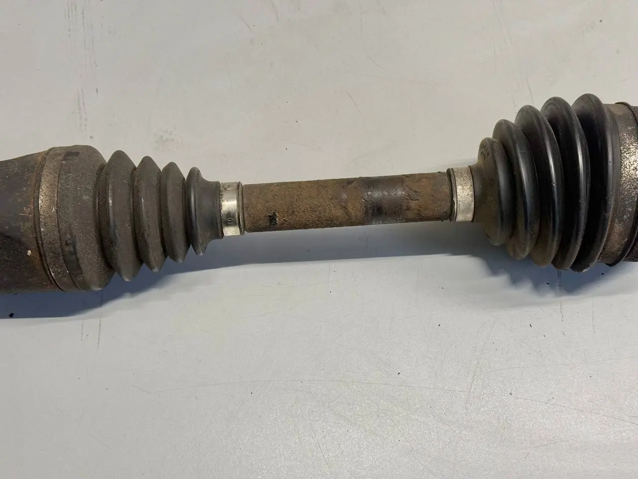 Antriebswelle Gelenkwelle links vorne GM ANTARA 2007 OPEL GM ANTARA 2007 4804567