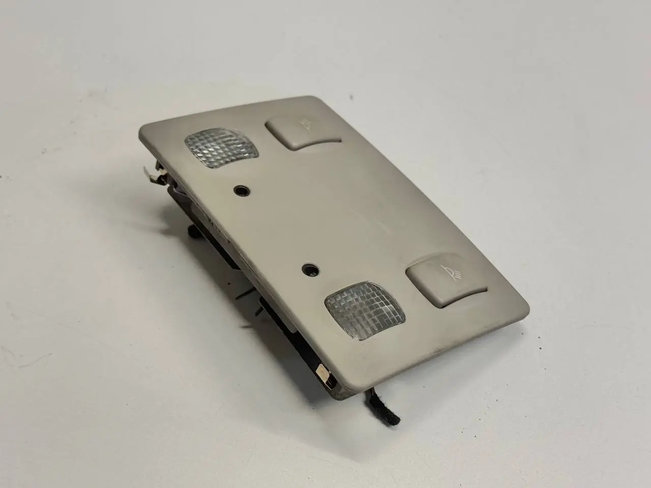 Innenbeleuchtung A6 Avant 4B5 TDI 2.5L 2002 4BQ947303D