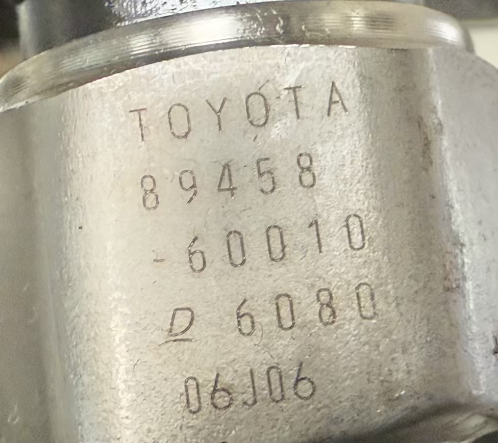 Einspritzventil Schiene Drucksensor TOYOTA Verso 2008 8945871010, 8945860010