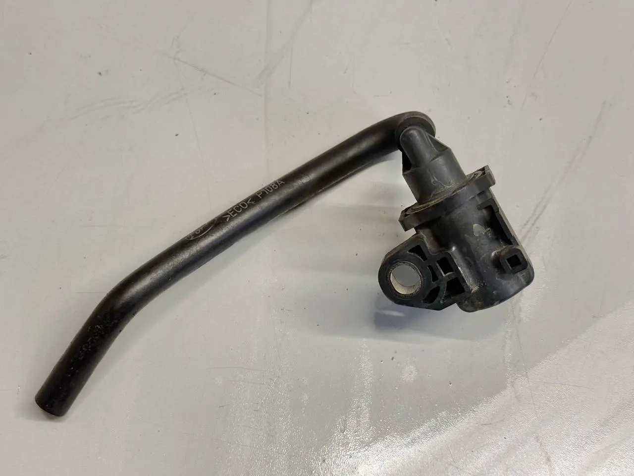 BENZIN UNTERDRUCK MAGNETVENTIL LUFTVENTIL FORD Fiesta 1.4L 2008 4S619C915AB