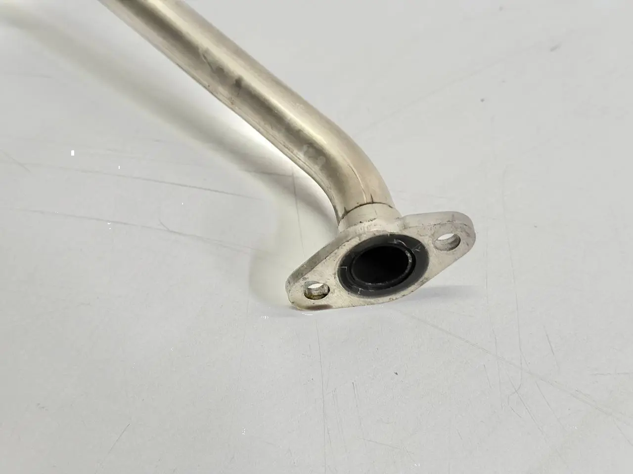 AGR Rohr Verbindungsrohr VW Passat 3C 2.0l FSI 06F131521M