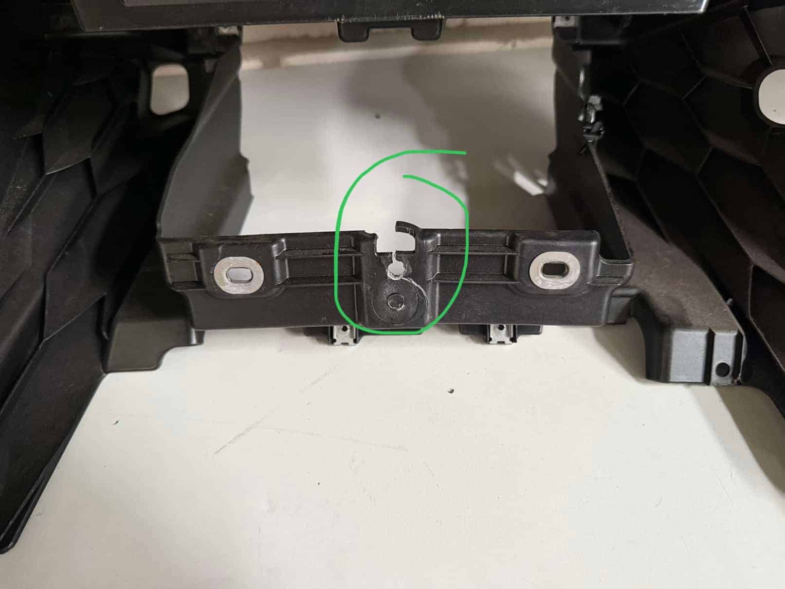 Armaturenbrett VW Golf Plus 2009 5M1857001