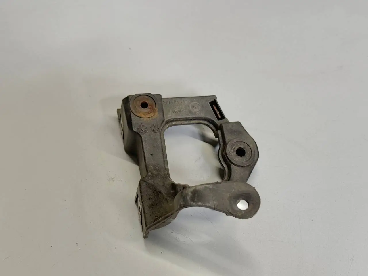 Halter Seitenschweller Stoßstange rechts Audi A6 Avant 4B5 TDI 2002 4B0853922B