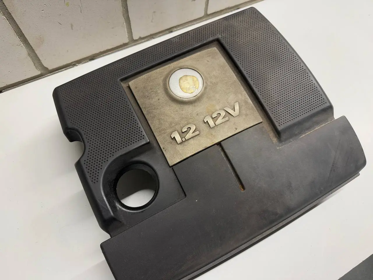 Original Luftfilterkasten Motorabdeckung VW Polo 9N1 1,2L 2002 03E129607