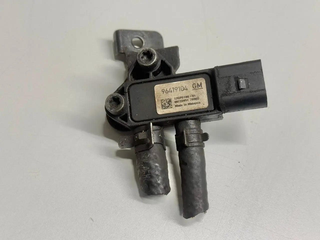 Differenzdrucksensor Druckfühler Abgasdruck Antara OPEL GM ANTARA 2007 96419104
