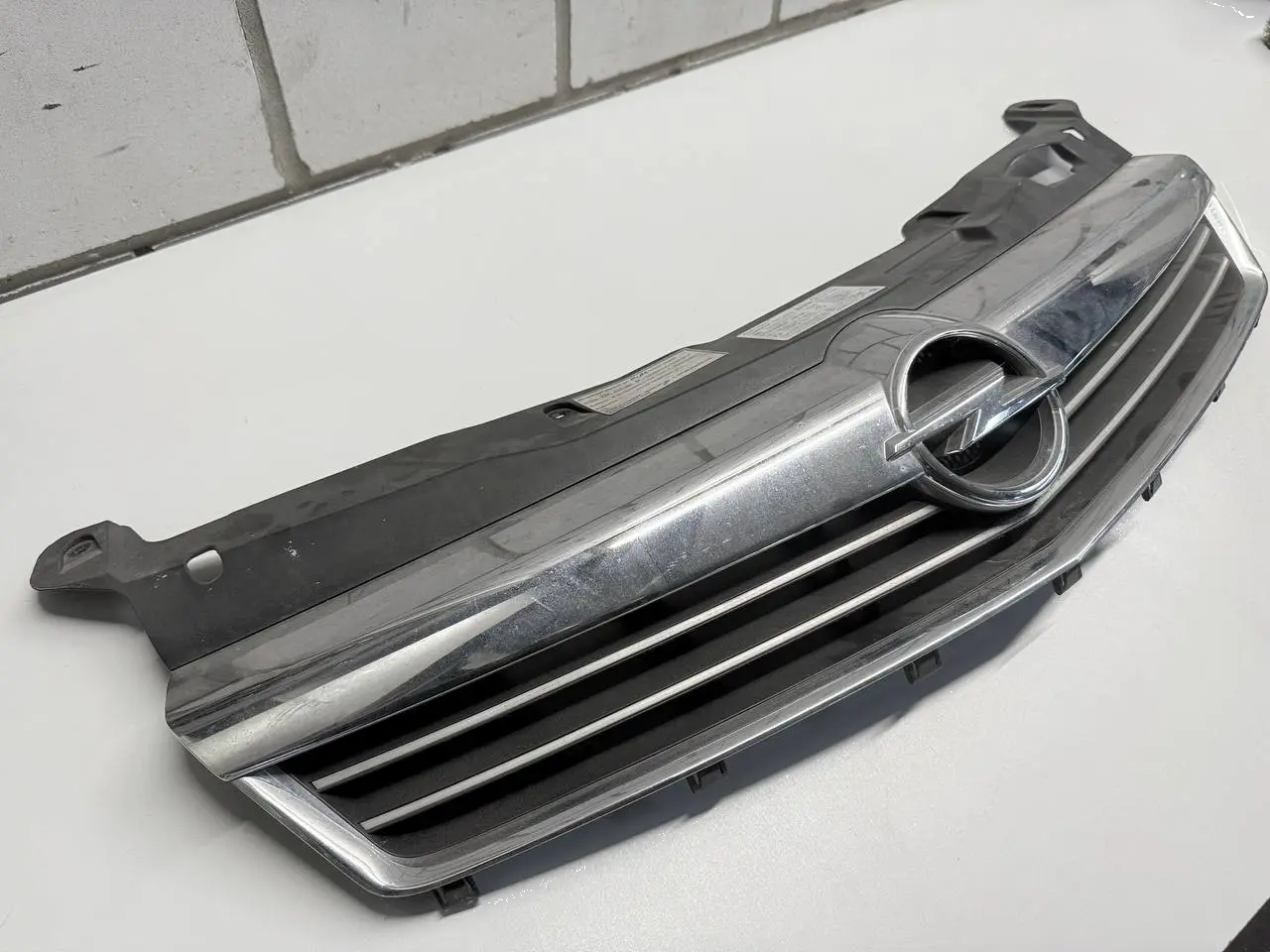 Kühlergrill chrom ASTRA-H 1.6 DOHC 2007 13225775, 13225780
