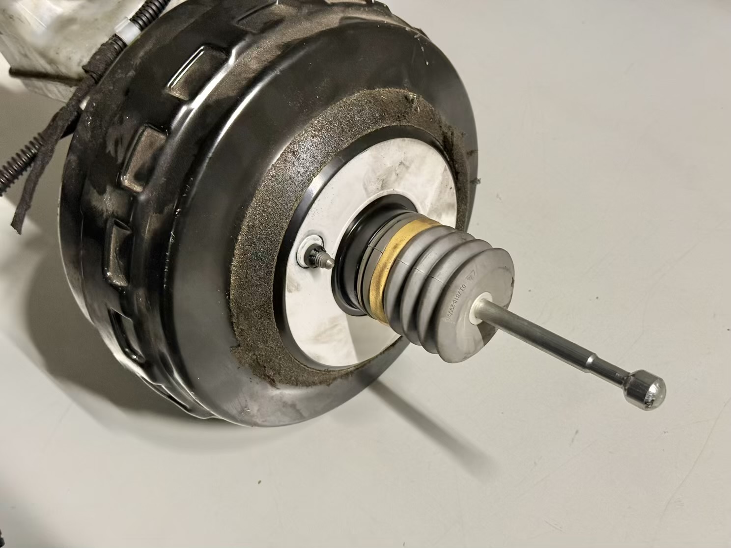 Bremskraftverstärker Hauptbremszylinder OPEL ASTRA-J 2011 13338058