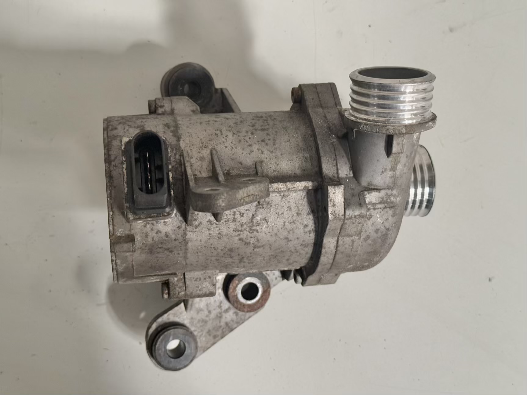 Elektrisch Wasser Kühler Pumpe N43 BMW 116i E81 E87 2011 11517586928, 7586928