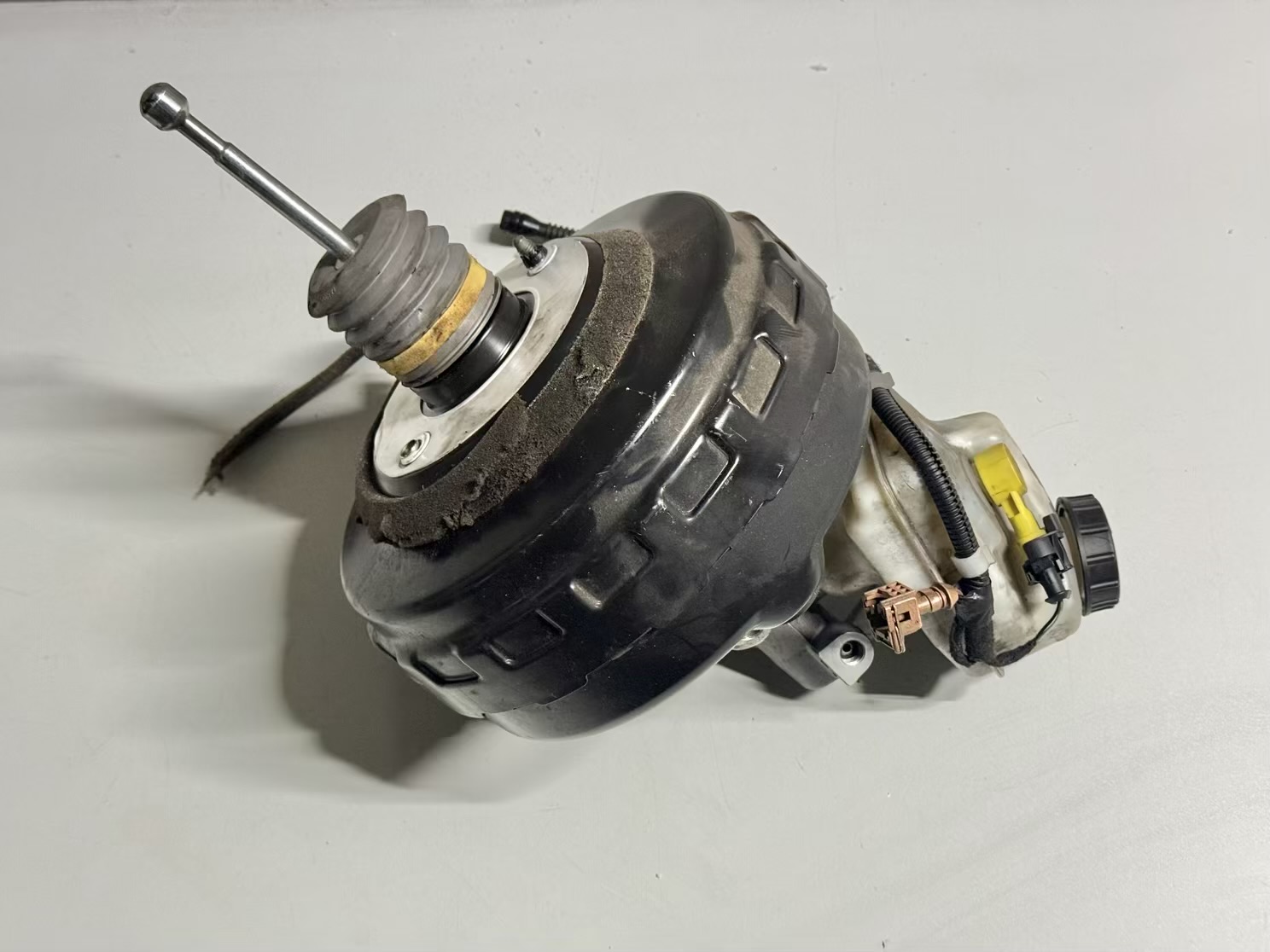 Bremskraftverstärker Hauptbremszylinder OPEL ASTRA-J 2011 13338058