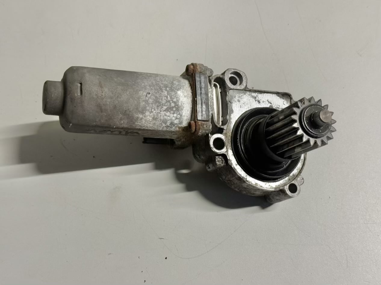 Stellmotor Automatikgetriebe Easytronic OPEL MERIVA 2003 0130008501, G1D600106a