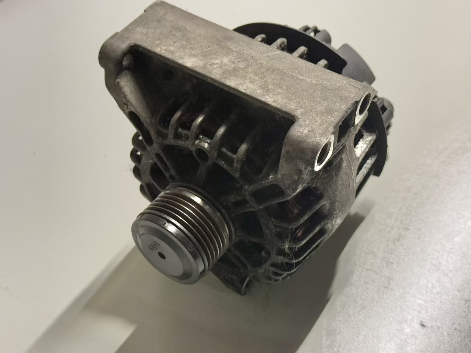 Lichtmaschine Generator BKlasse W245 B170 2005 A2661540902