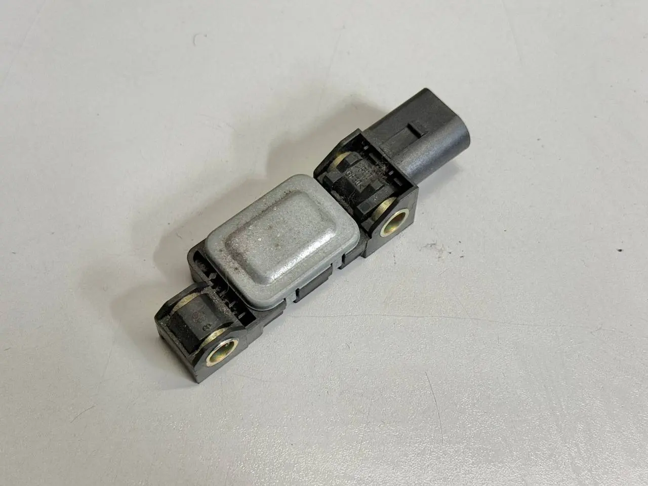 Crashsensor Airbagsensor Audi A6 Avant 4B5 TDI 2.5L 2002 4B0959643C, 4B0959643