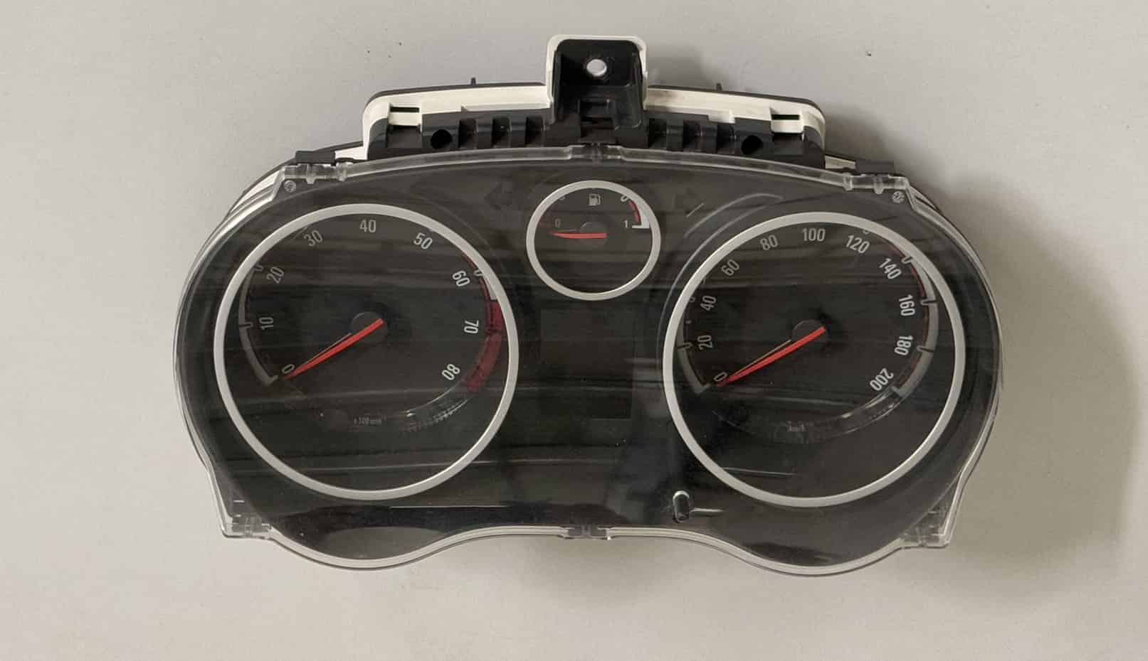 Tacho Kombiinstrument Opel Corsa D 2009