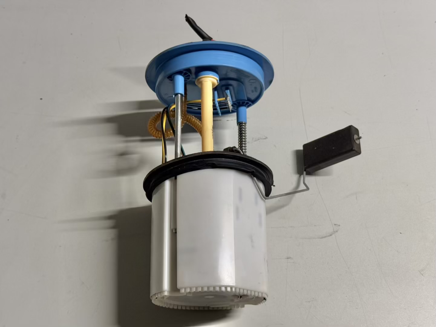Kraftstoff-Fördereinheit KRAFTSTOFFPUMPE ELEKTRISCH VW Golf5 1K1 1.4L 1K0919051